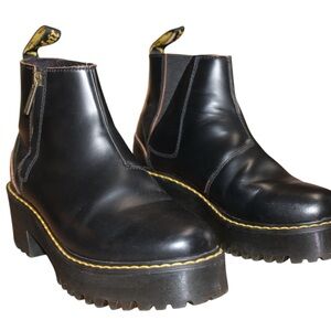 Dr. Martens Rometty II boots